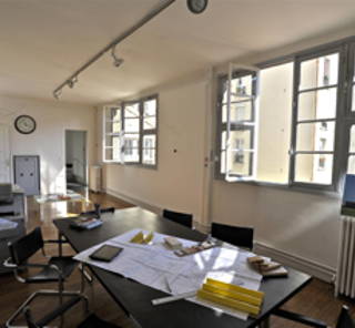 Bureau privé 8 m² 3 postes Coworking Rue de la Folie-Regnault Paris 75011 - photo 4